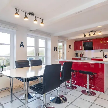 4 Person Holiday In Apartamento *